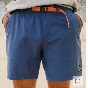 Passenger Core All Purpose Shorts in “ Dark Denim” Wash 6 in inseam Men’s sz 36